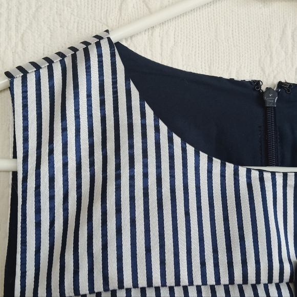 Banana Republic Navy Blue and White Pin Striped Satin Mini Dress With Bow Detail - Picture 4 of 12